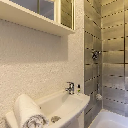 Jean Moulin - Premiere Conciergerie Apartment